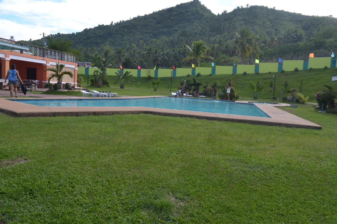 Acacio Golf Hotel Tacloban Exterior photo